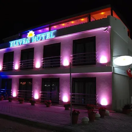 Hotel Eleven Cesme
