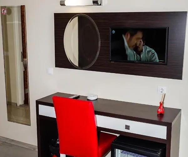 Eleven Hotel 3*